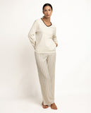 64644 ADMAS LUXURY Women's Diplomatic Long Sleeve Pyjamas, Off-White